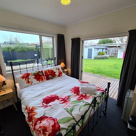 Central Masterton Sleepout 外观 照片